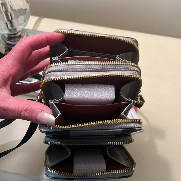 NWT: Dragonfly Crossbody Bag Choose 1 - Picture 4 of 5